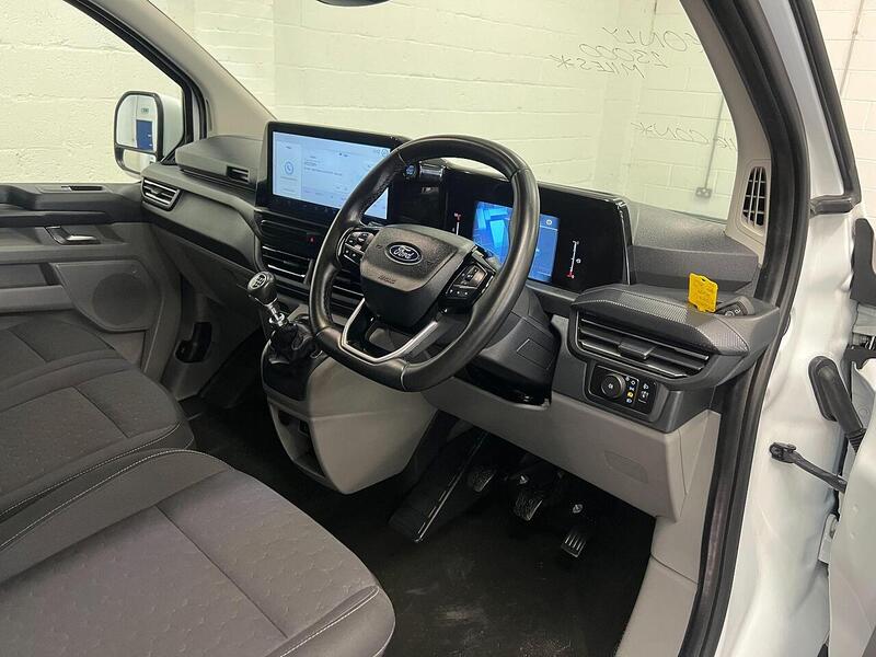 Used Ford Transit Custom 2024 for sale - 76904304: Photo 11