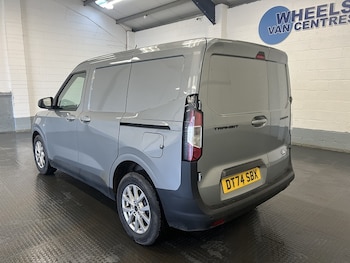 Used Ford Transit Courier 2025 for sale - 78097562: Photo