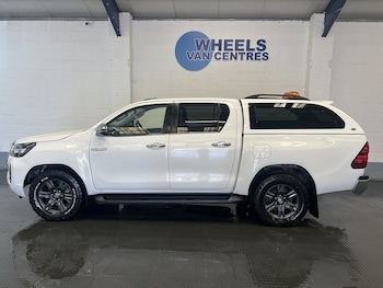 Used Toyota Hilux 2021 for sale - 78713172: Photo