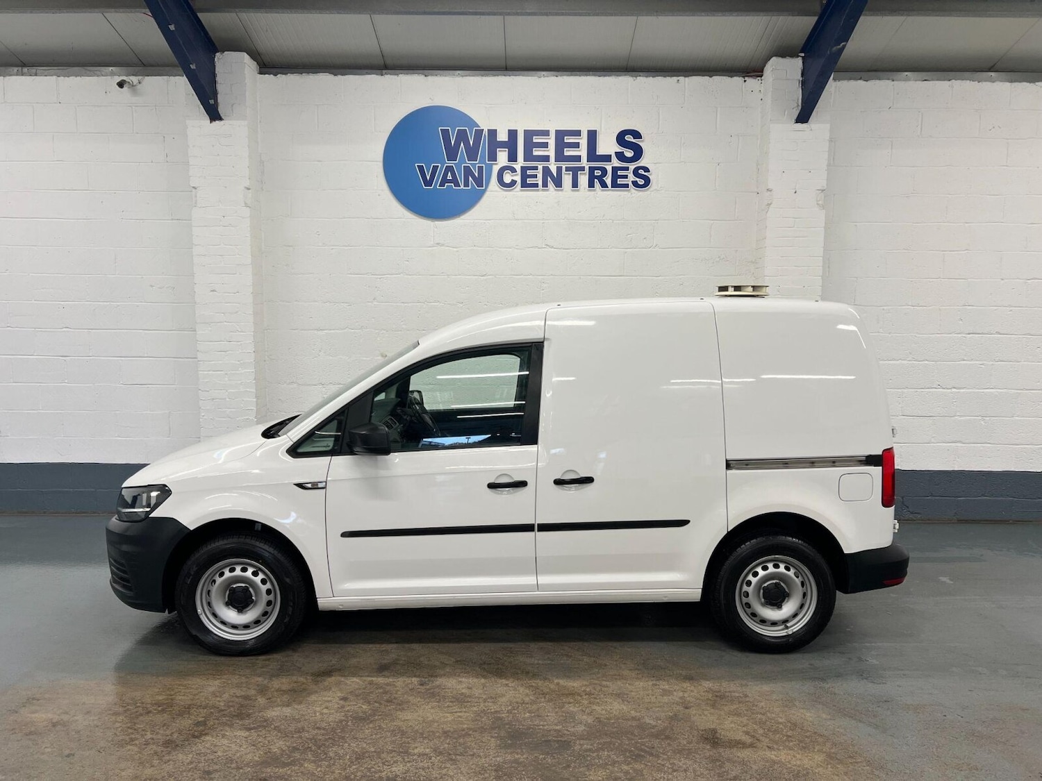 Used Volkswagen Caddy 2020 for sale - 76289700: Photo 2