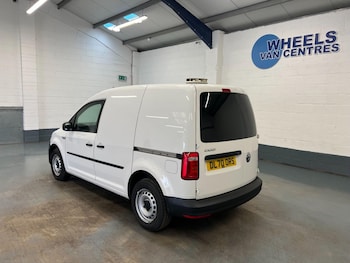 Used Volkswagen Caddy 2020 for sale - 76289700: Photo 2