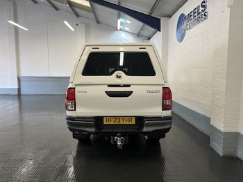 Used Toyota Hilux 2023 for sale - 78097573: Photo