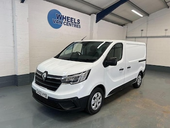 Renault Trafic feature image