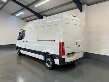 Used Mercedes-Benz Sprinter 2024 for sale - 76872269: Photo