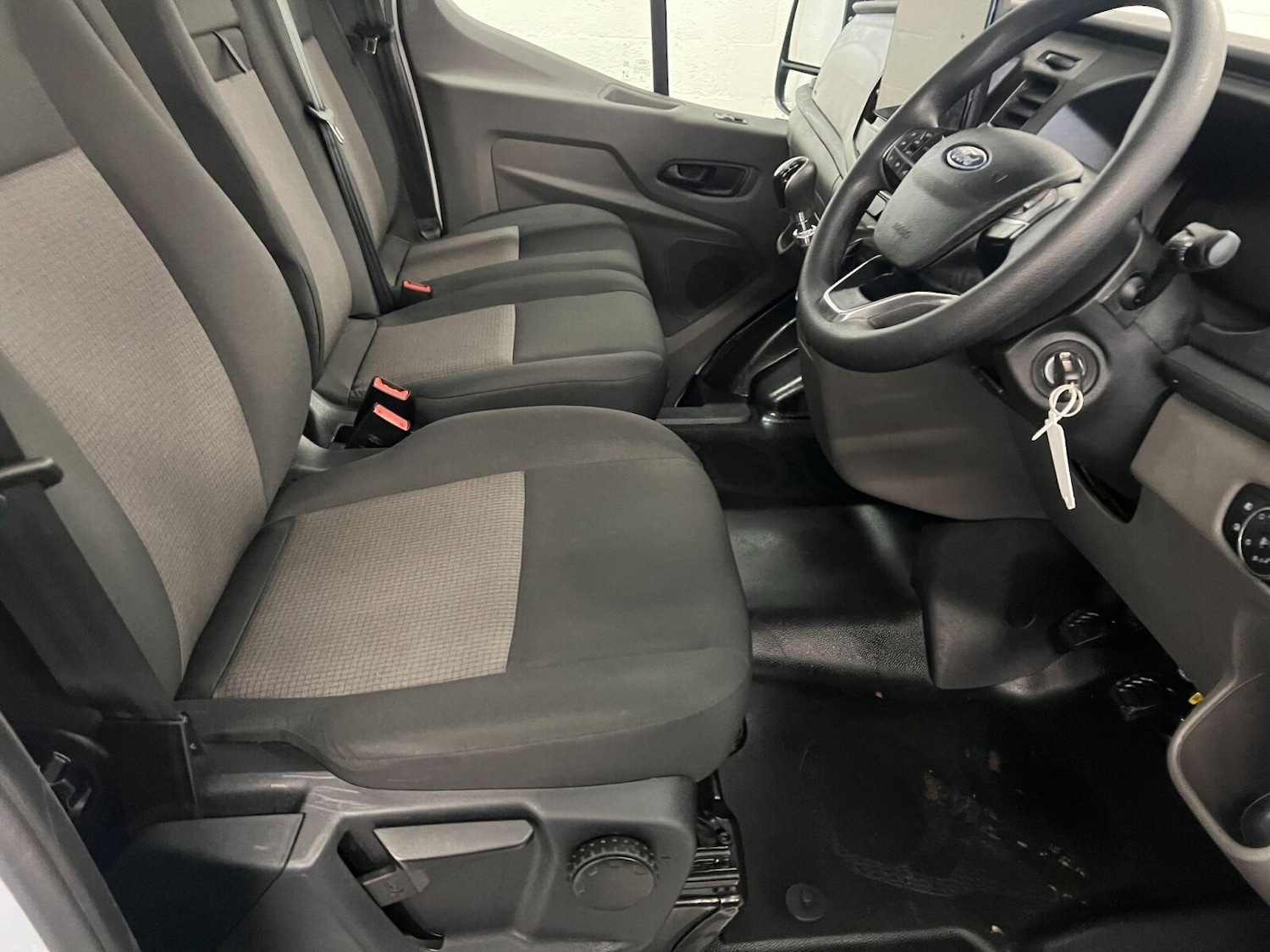 Used Ford Transit 2024 for sale - 76872161: Photo 13