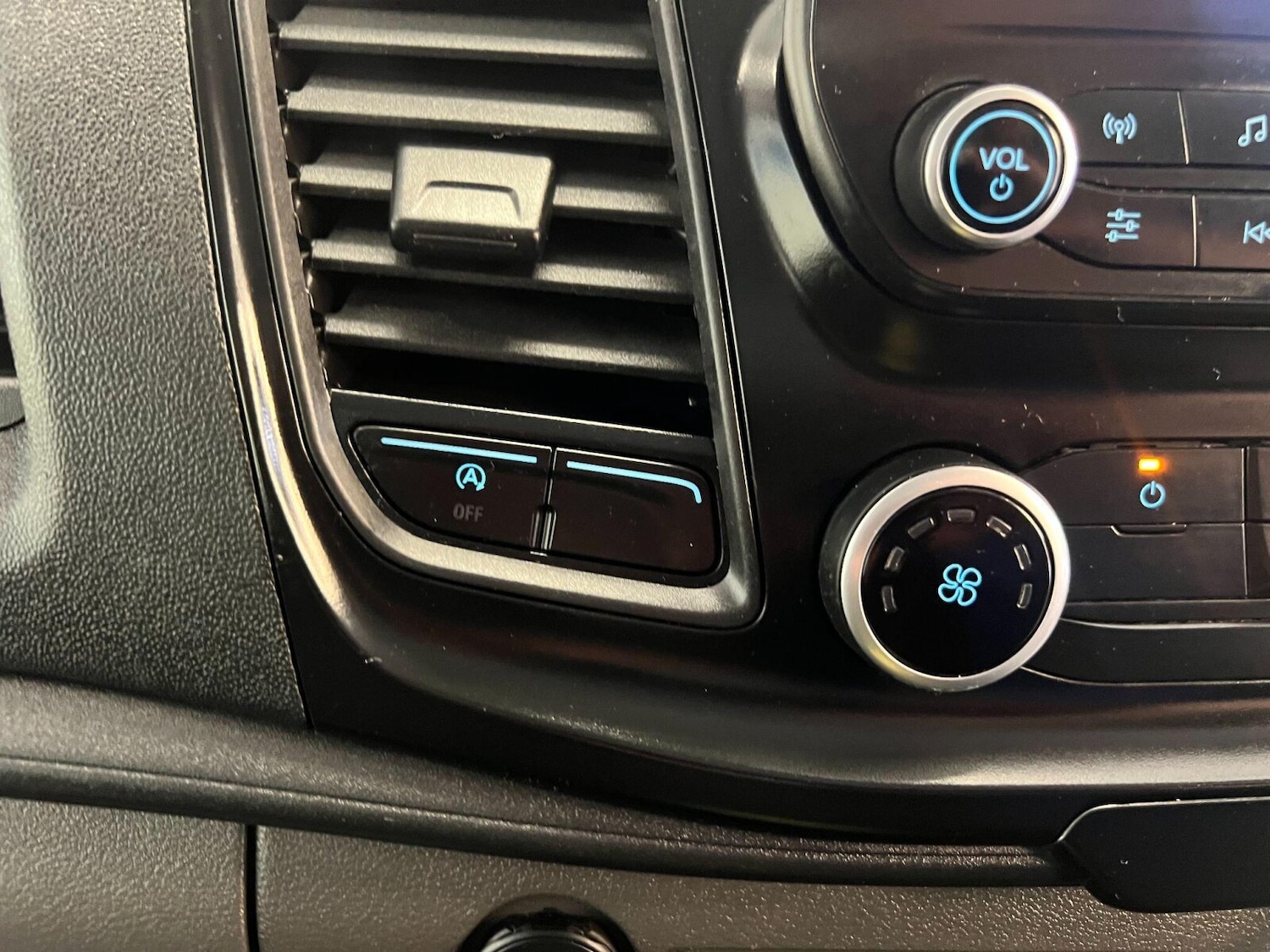 Used Ford Transit 2022 for sale - 76869089: Photo 23