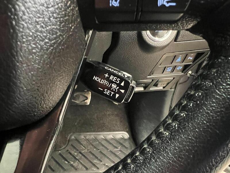 Used Toyota Hilux 2023 for sale - 76904387: Photo 38