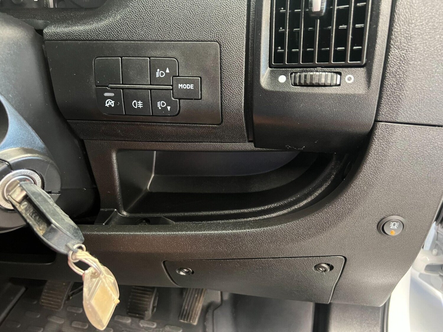 Vehicle 33