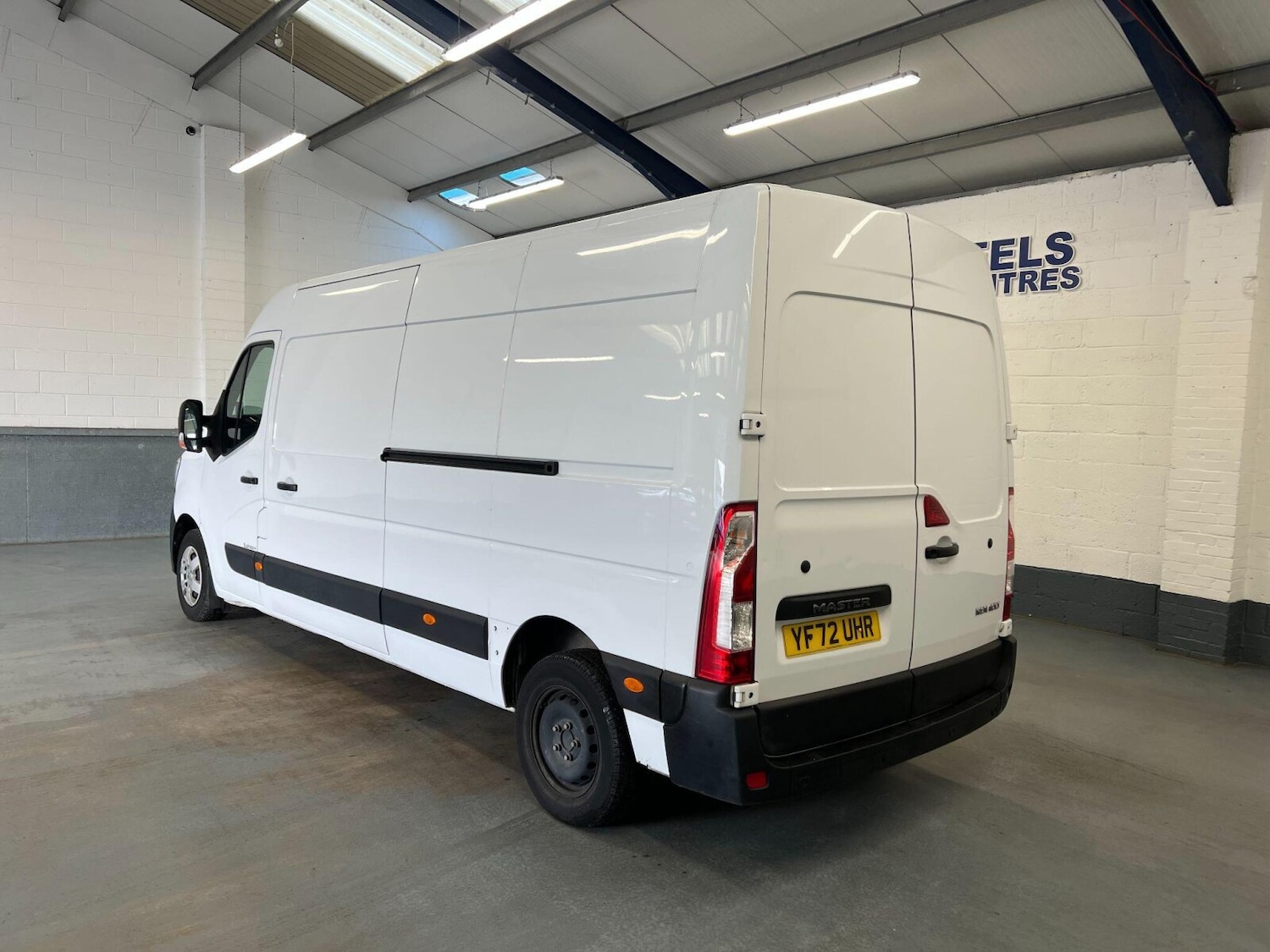 Used Renault Master 2023 for sale - 76355152: Photo 2