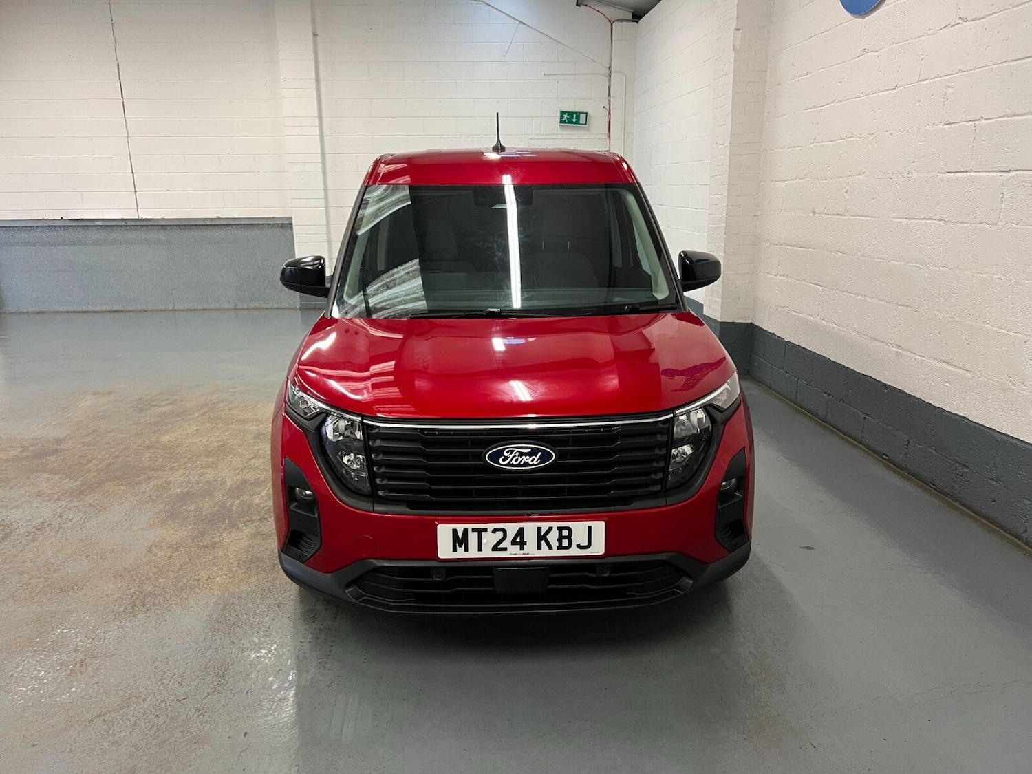 Used Ford Transit Courier 2024 for sale - 76871835: Photo 4