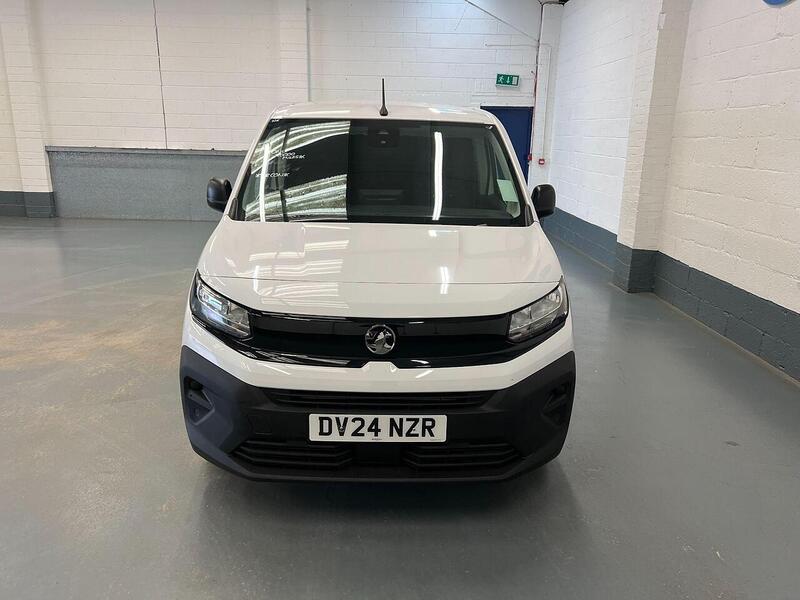 Used Vauxhall Combo 2024 for sale - 76904223: Photo 4