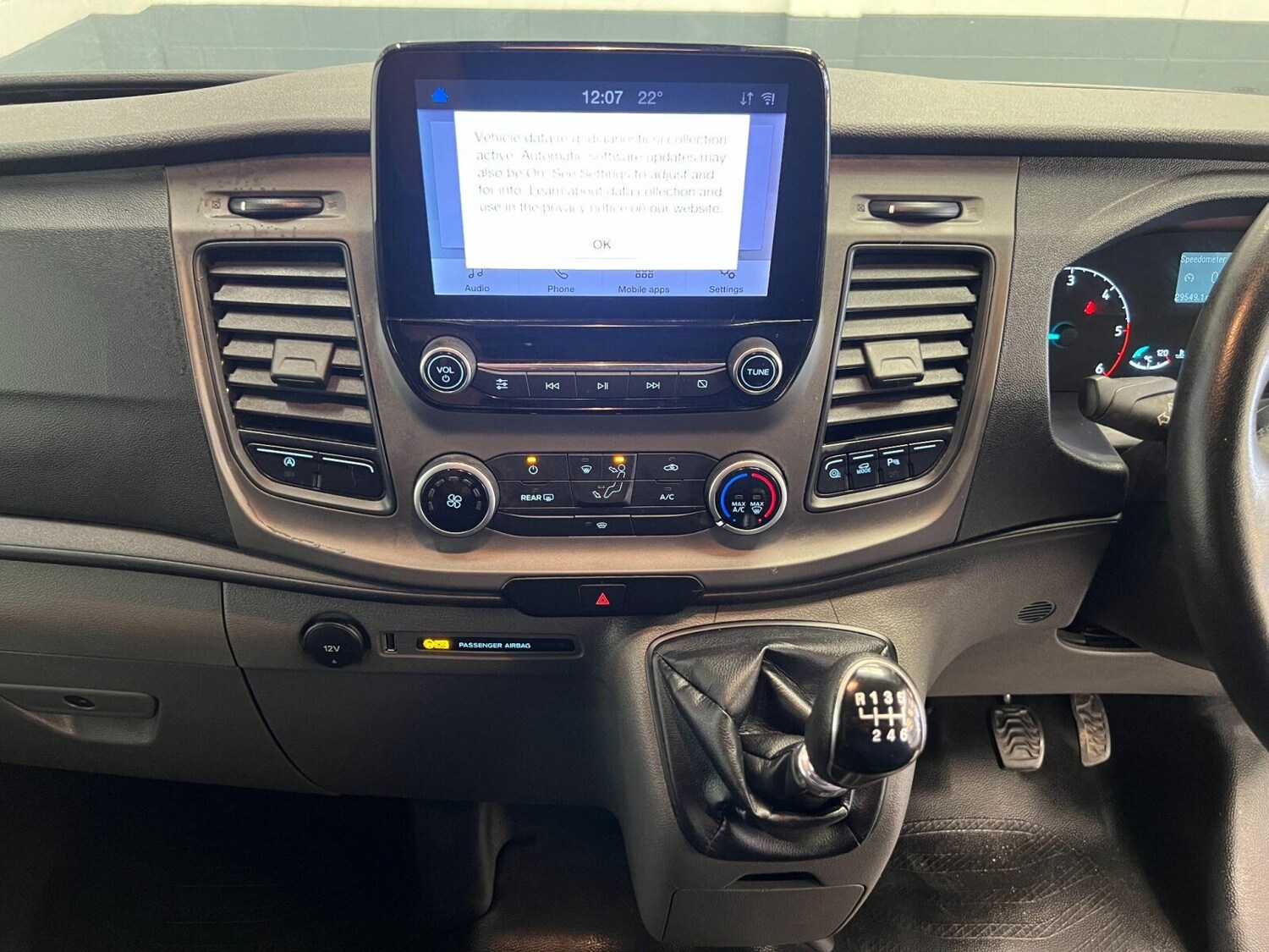 Vehicle 29