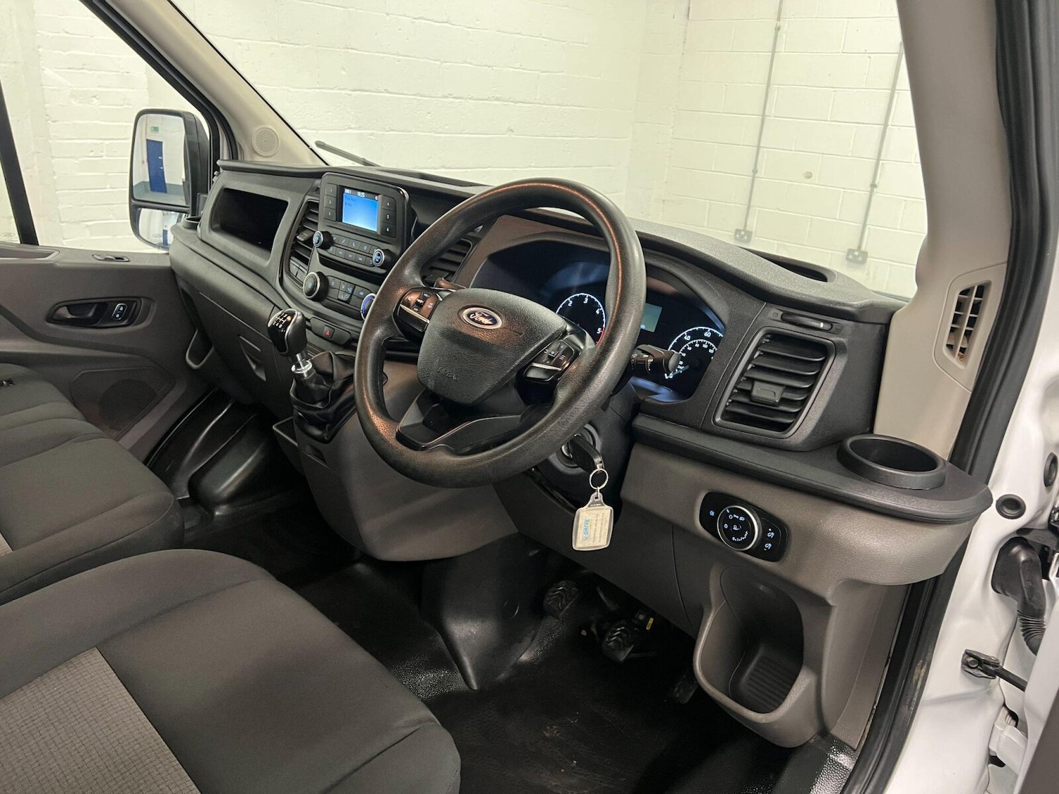 Used Ford Transit 2023 for sale - 76870551: Photo 11