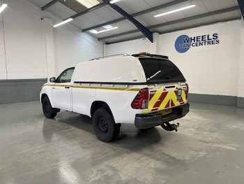 Used Toyota Hilux 2021 for sale - 77689214: Photo