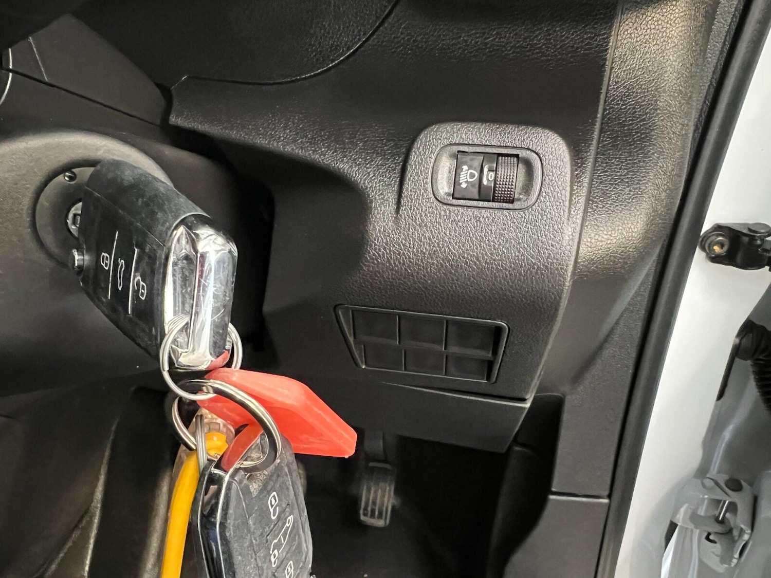 Used Peugeot Partner 2023 for sale - 76140297: Photo 11