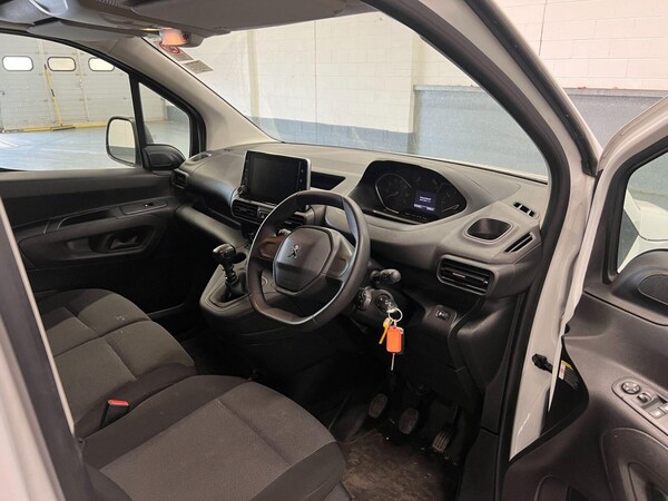 Used Peugeot Partner 2023 for sale - 76140297: Photo 5