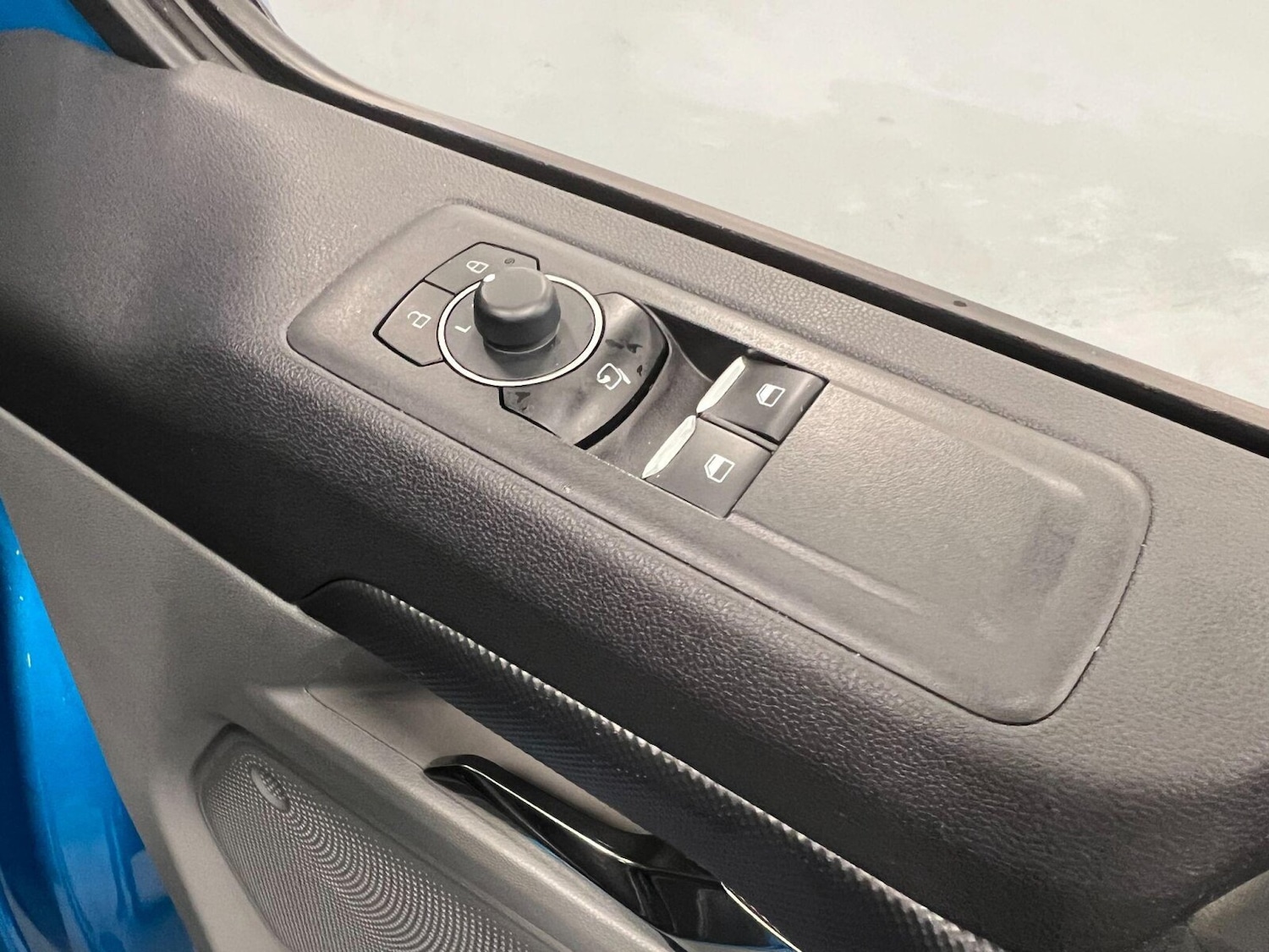 Used Ford Transit Custom 2024 for sale - 76660909: Photo 11