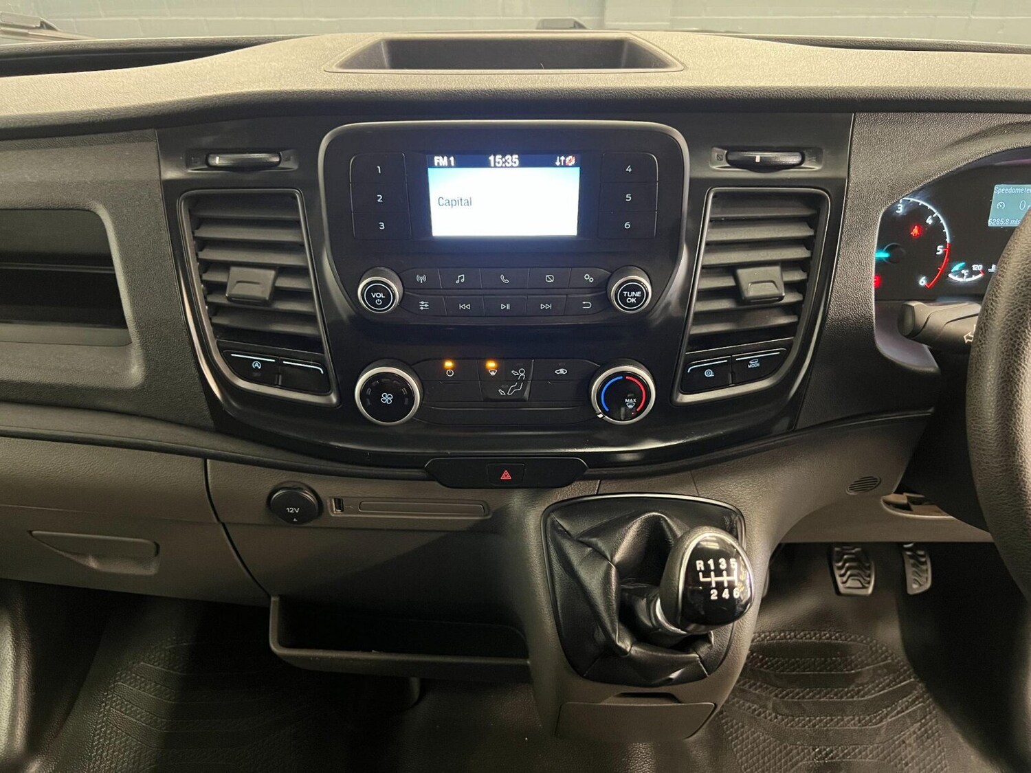 Used Ford Transit 2024 for sale - 76172374: Photo 32