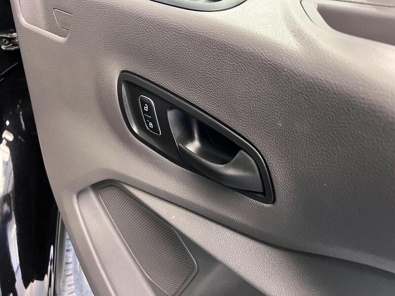 Used Ford Transit 2024 for sale - 76904048: Photo 30