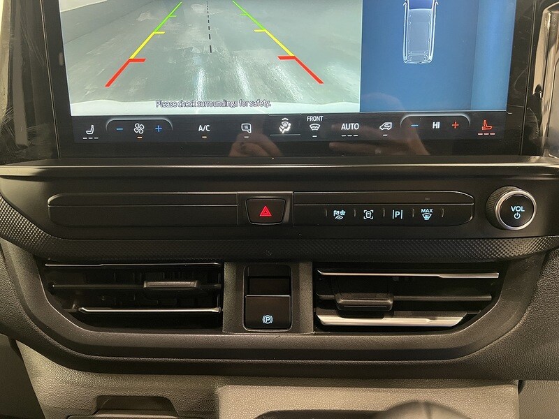 Used Ford Transit Custom 2024 for sale - 77418368: Photo 24