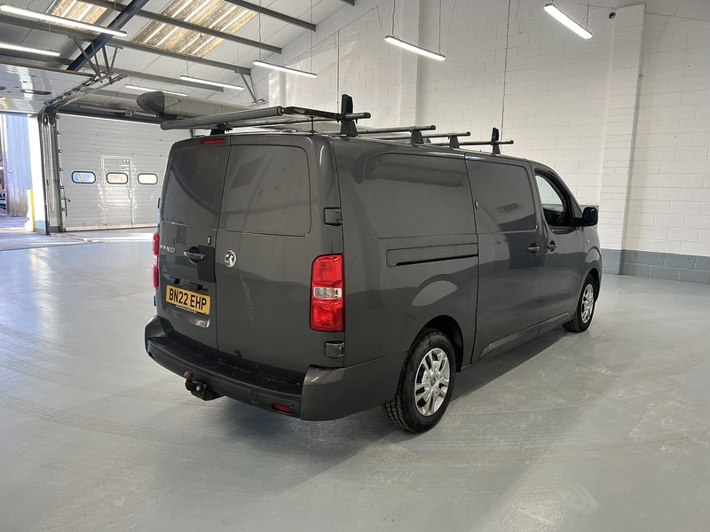Used Vauxhall Vivaro 2022 for sale - 77125719: Photo 2