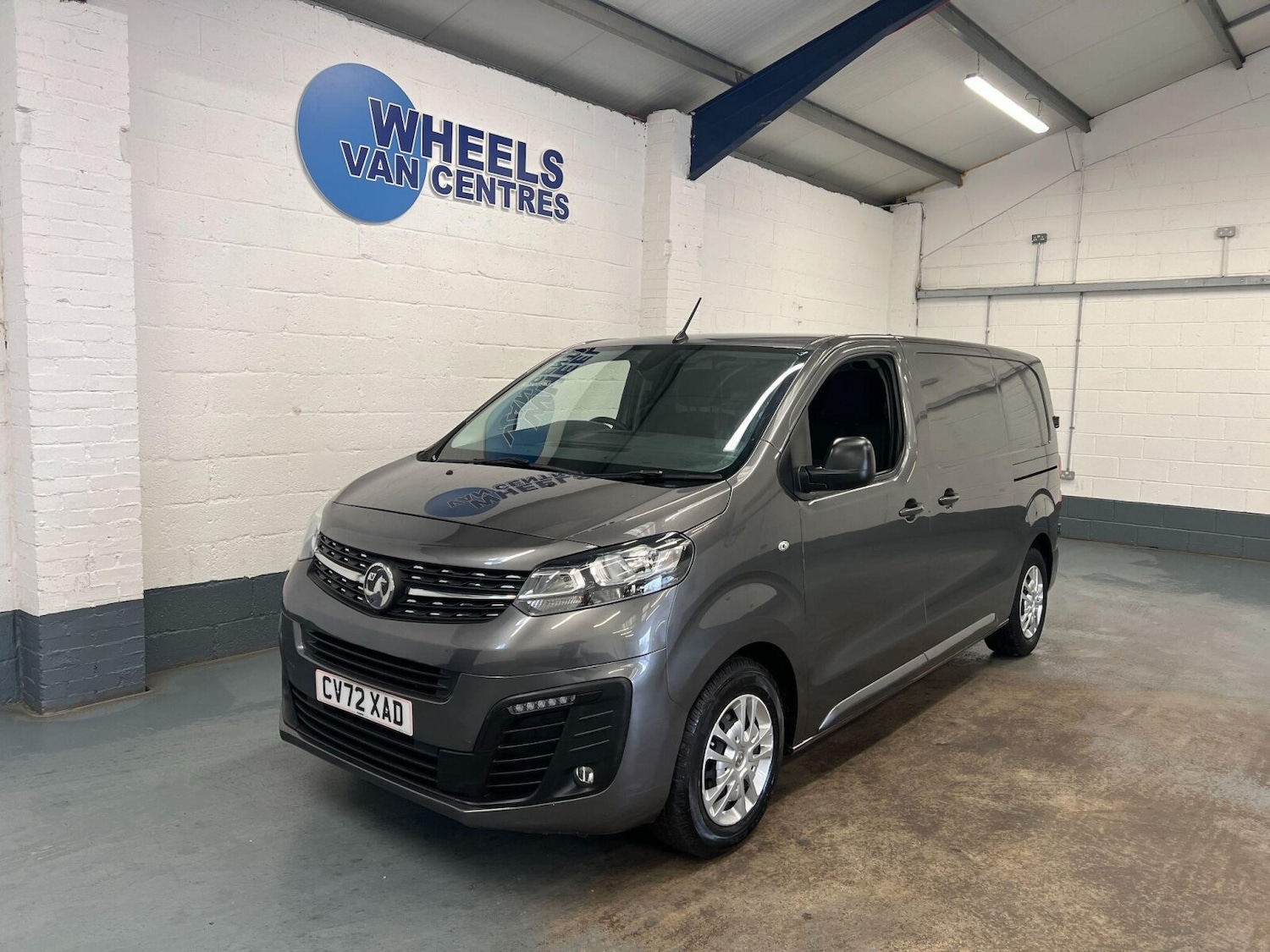 Used Vauxhall Vivaro 2022 for sale - 76265655: Photo 1