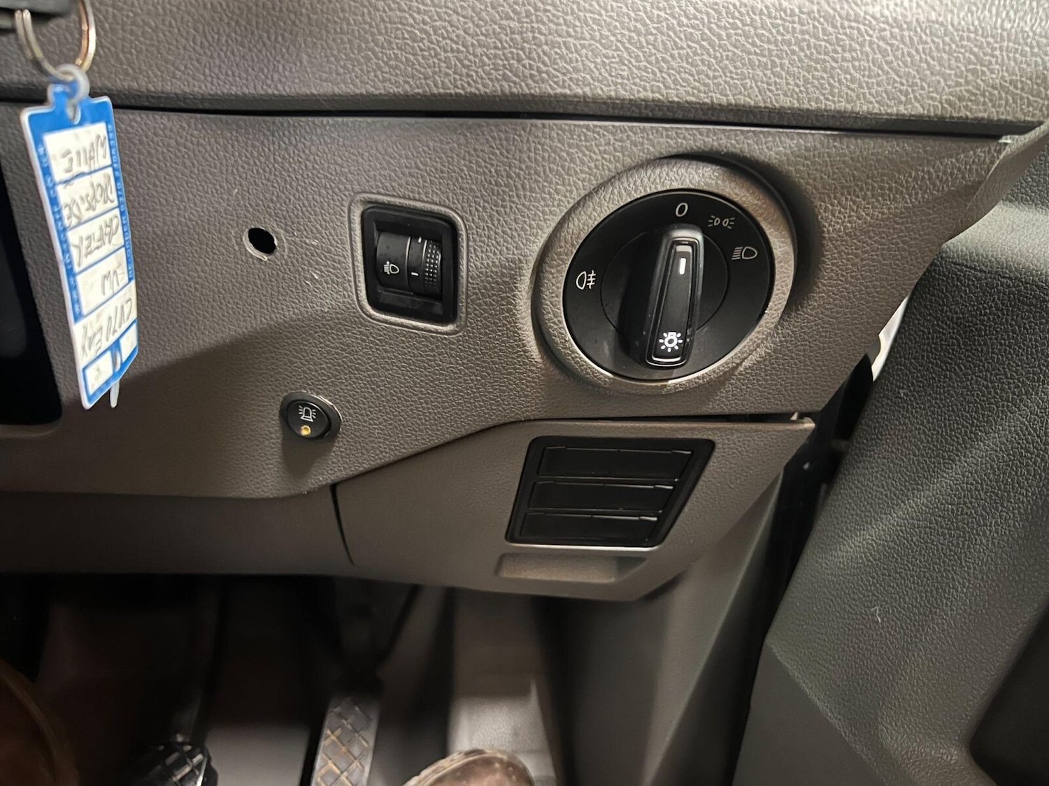 Vehicle 19