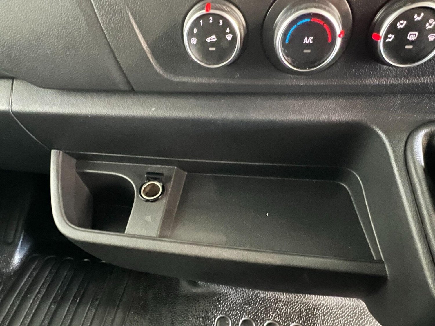 Used Renault Master 2023 for sale - 76870890: Photo 30