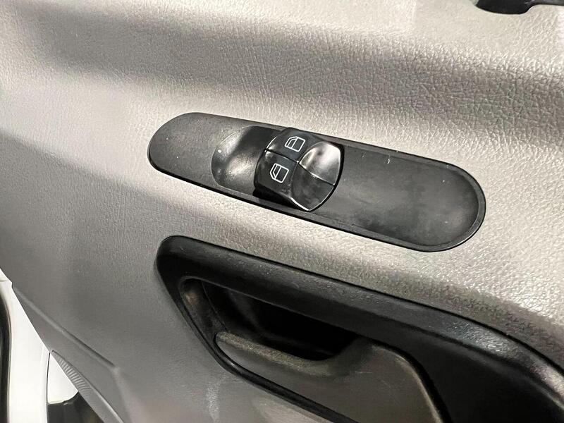 Used Mercedes-Benz Sprinter 2017 for sale - 76903900: Photo 10