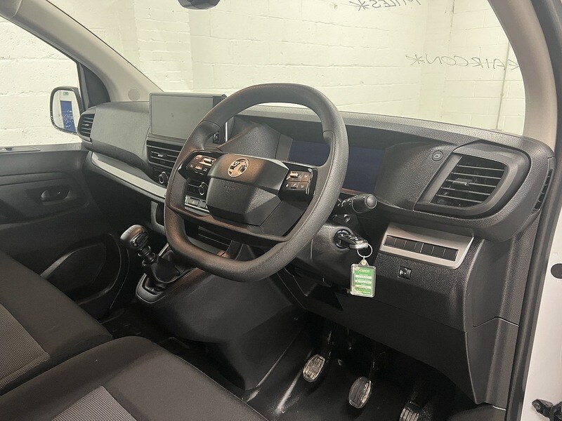 Used Vauxhall Vivaro 2024 for sale - 77668077: Photo 11