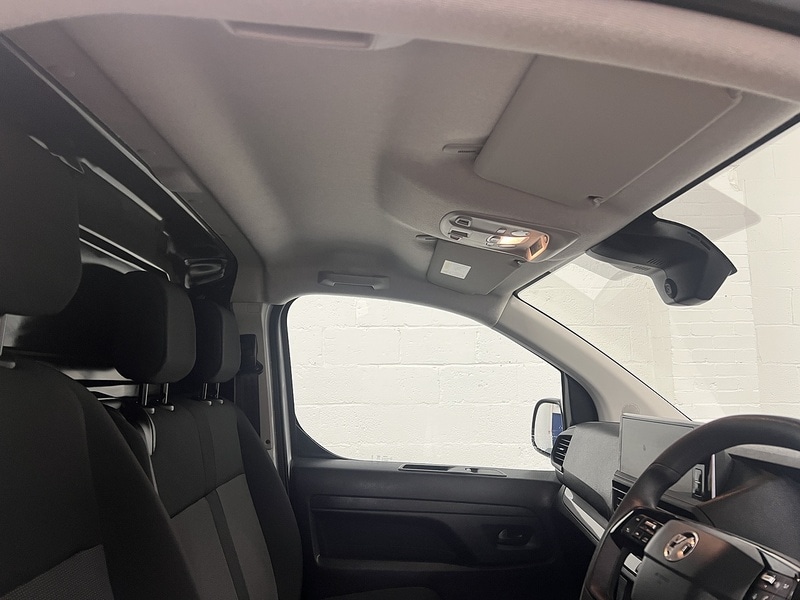 Used Vauxhall Vivaro 2024 for sale - 77668077: Photo 13