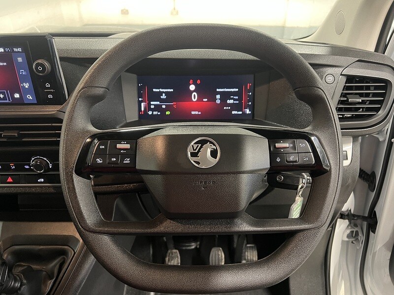 Used Vauxhall Vivaro 2024 for sale - 77668077: Photo 16