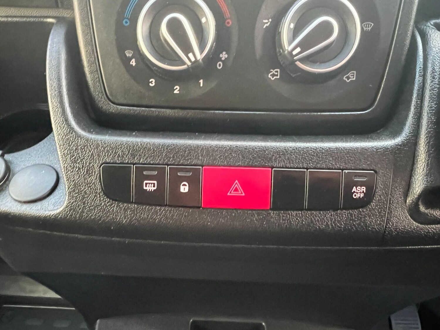 Used Peugeot Boxer 2022 for sale - 76870456: Photo 25