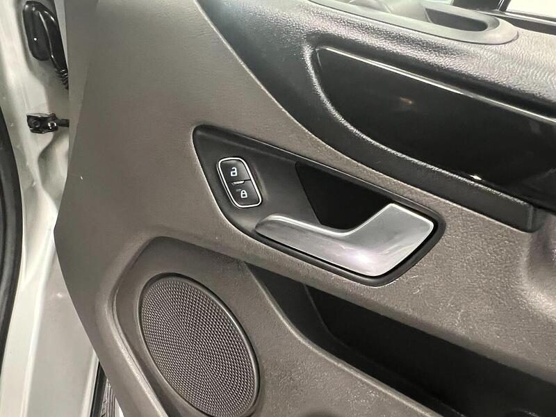 Used Ford Transit Custom 2022 for sale - 76904002: Photo 37