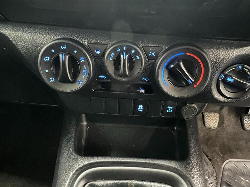 Used Toyota Hilux 2020 for sale - 76904418: Photo 15