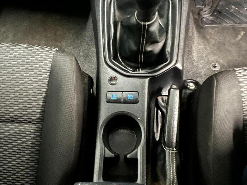 Used Toyota Hilux 2020 for sale - 76904418: Photo 18