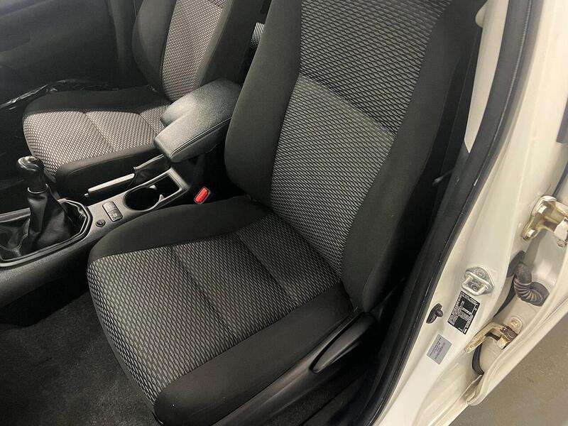 Used Toyota Hilux 2020 for sale - 76904418: Photo 21