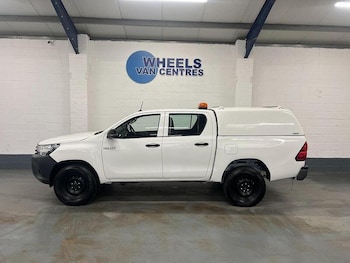 Used Toyota Hilux 2020 for sale - 76904418: Photo