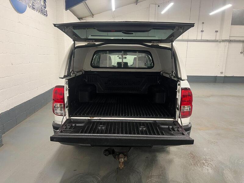 Used Toyota Hilux 2020 for sale - 76904418: Photo 34