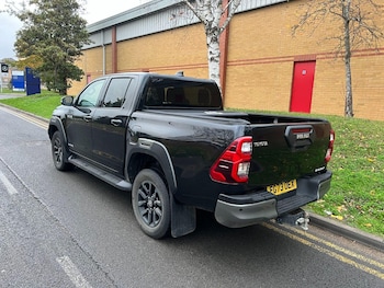 Used Toyota Hilux 2023 for sale - 76479847: Photo