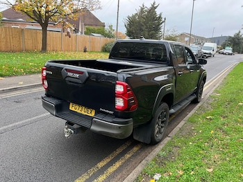 Used Toyota Hilux 2023 for sale - 76479847: Photo