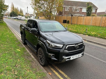 Used Toyota Hilux 2023 for sale - 76479847: Photo
