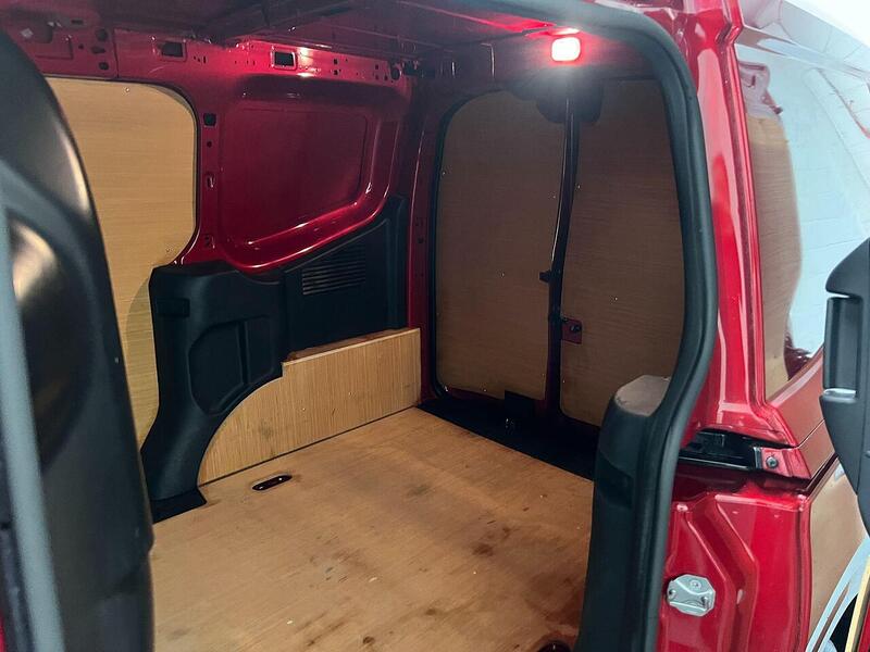 Used Ford Transit Courier 2024 for sale - 76903936: Photo 36