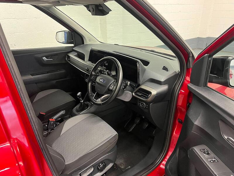 Used Ford Transit Courier 2024 for sale - 76903936: Photo 39