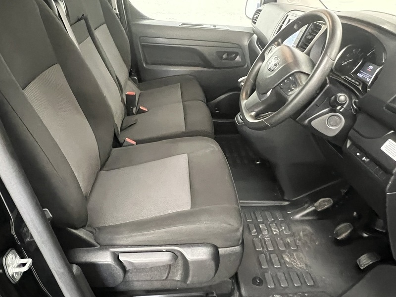 Used Toyota ProAce 2023 for sale - 76904323: Photo 10