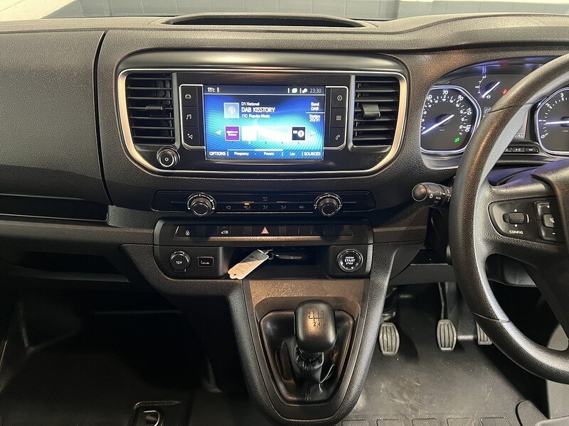 Used Toyota ProAce 2023 for sale - 76904323: Photo 17