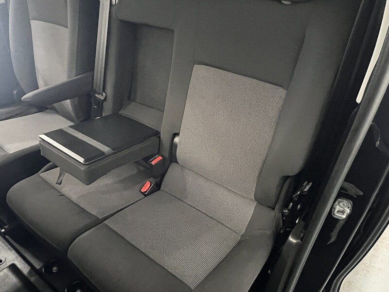 Used Toyota ProAce 2023 for sale - 76904323: Photo 32