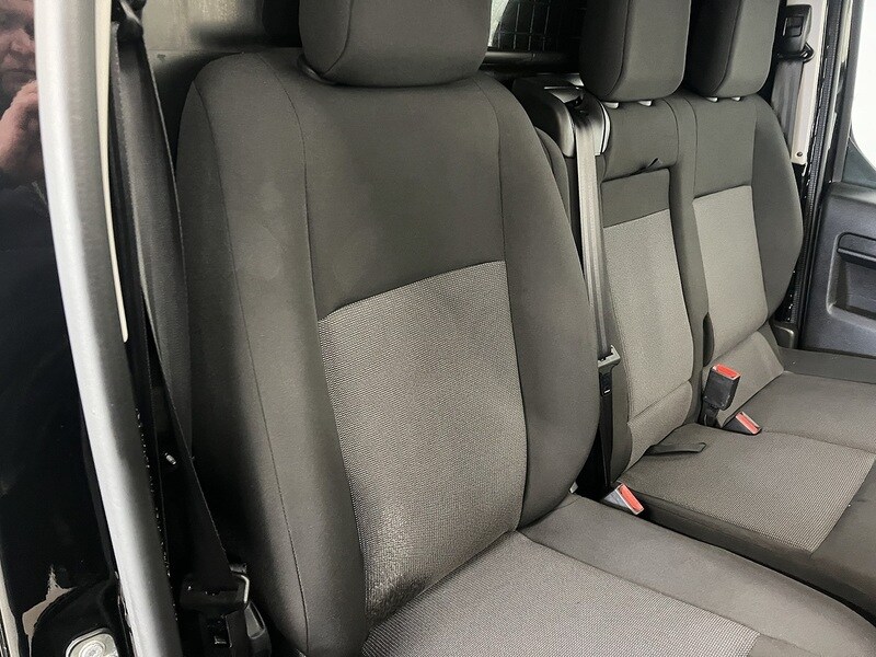 Used Toyota ProAce 2023 for sale - 76904323: Photo 9