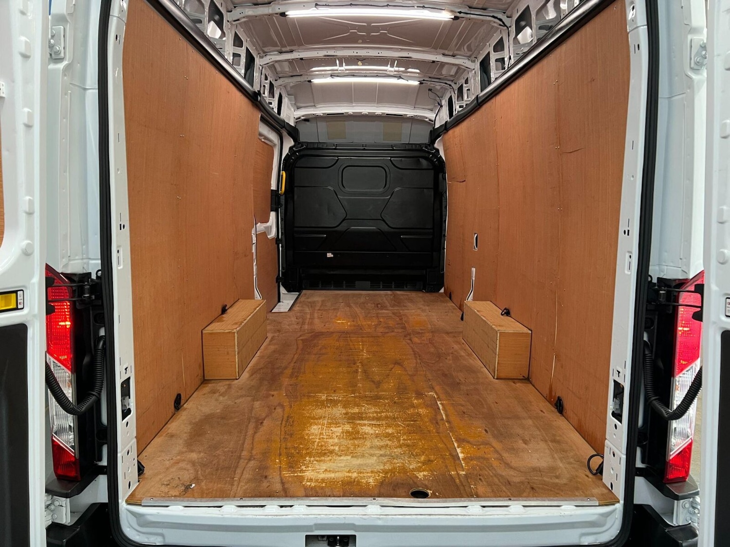 Used Ford Transit 2024 for sale - 76249911: Photo 33