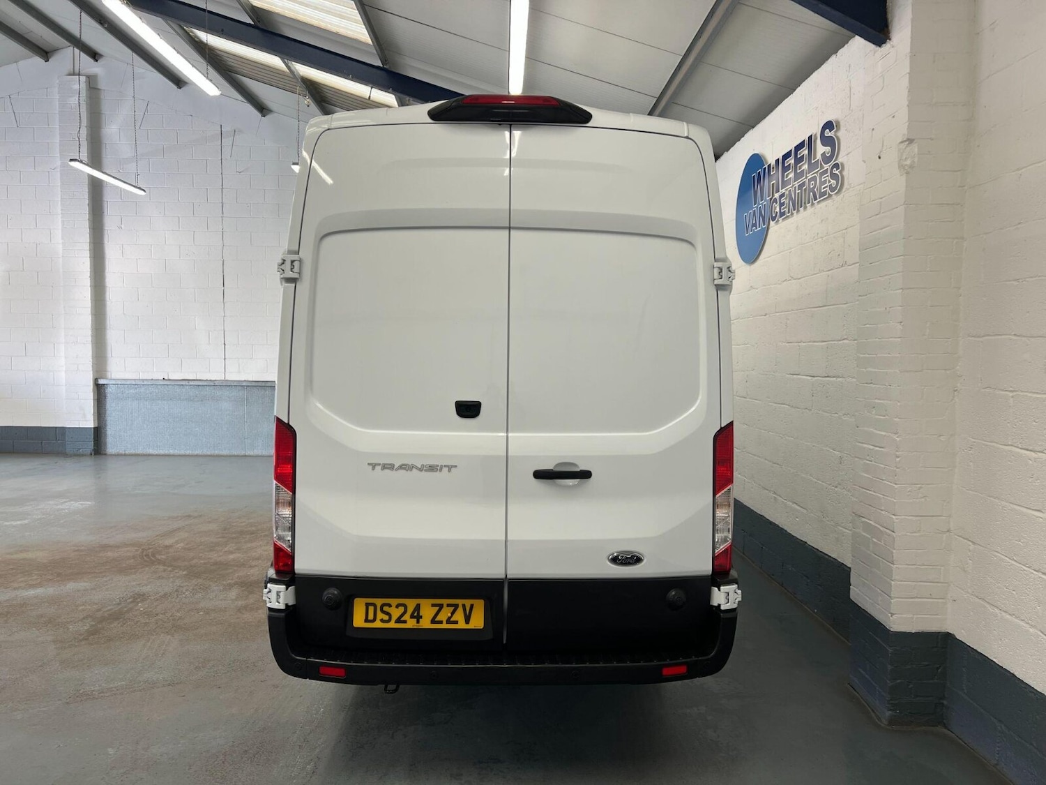 Used Ford Transit 2024 for sale - 76249911: Photo 6